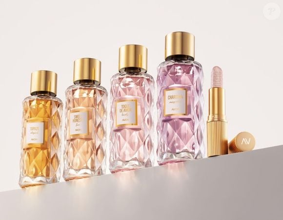 A chamada Iconic Collection da Avon traz releituras de perfumes que fizeram história ao longo das décadas. Entre eles estão versões inspiradas em verdadeiros ícones da perfumaria dos anos 60 e 70