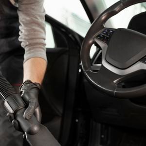 Segundo a psicologia, a organização excessiva pode canalizar emoções que não encontram espaço para serem expressas diretamente.