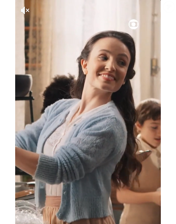 Hábito herdado de casa: a pressa em arrumar a mesa pode ser reflexo direto da educação recebida e de padrões familiares que se repetem de geração em geração