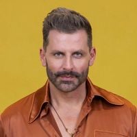 Nem implante, nem transplante capilar: segredo de Henri Castelli para dizer 'adeus' à calvície está em um procedimento tecnológico e totalmente sem dor