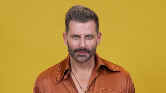 Nem implante, nem transplante capilar: segredo de Henri Castelli para dizer 'adeus' à calvície está em um procedimento tecnológico e totalmente sem dor