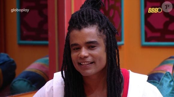 Diogo Almeida está sem barba no 'BBB 25' e disse que tirou porque Aline gosta