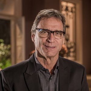 Herson Capri interpreta um empresário do ramo gastronômico no remake de 'Vale Tudo'.