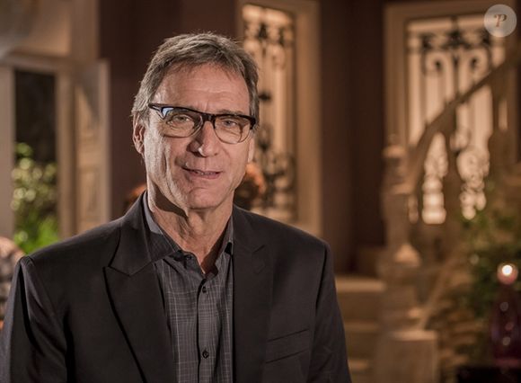 Herson Capri interpreta um empresário do ramo gastronômico no remake de 'Vale Tudo'.