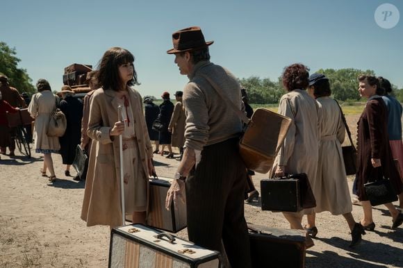 'Toda Luz que Não Podemos Ver' tem apenas 4 episódios e está disponível no catálogo da Netflix