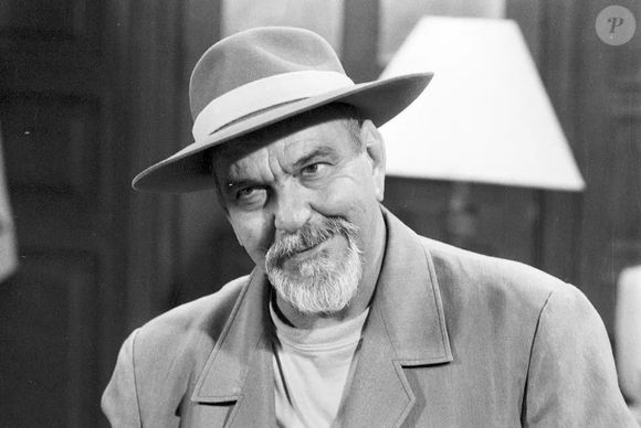 Lima Duarte foi Major Bentes da novela 'Fera Ferida', de 1993