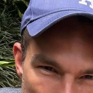 Isis Valverde e Marcus Buaiz também pediram mimos para mobiliar a casa. Entre eles, kit para vinhos, travesseiros, aspirador de pó, adega, TV, fogão e coifa