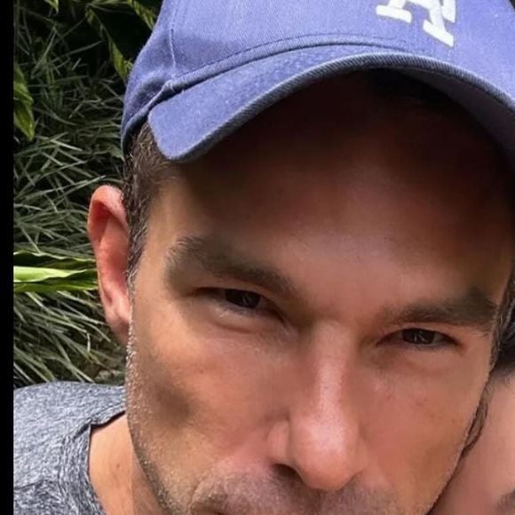 Isis Valverde e Marcus Buaiz também pediram mimos para mobiliar a casa. Entre eles, kit para vinhos, travesseiros, aspirador de pó, adega, TV, fogão e coifa