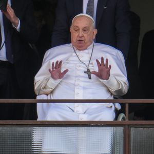 Papa Francisco será enterrado em um único caixão de madeira, revestido de zinco