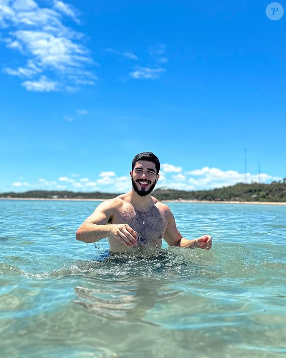 Ator Leo Bittencourt usou as redes sociais para flertar com Giovanna, do 'BBB 24'