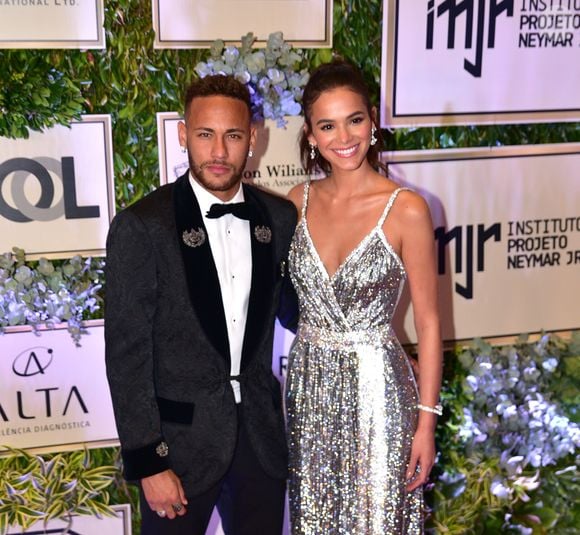 Bruna Marquezine disse que o namoro com Neymar era exposto contra sua vontade