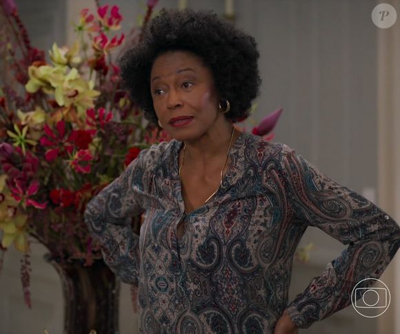 Edvana Carvalho, intérprete de Eunice em 'Vale Tudo', foi aclamada na web após cena de surra em Odete (Debora Bloch)