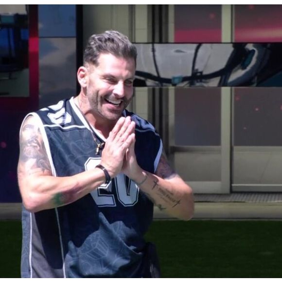 Henri Castelli chegou a retornar para a casa do ‘BBB 26’ na tarde desta quarta-feira (14)