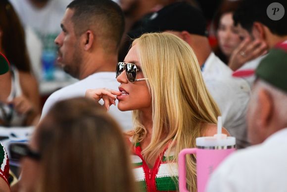 Virgínia Fonseca foi outra famosa que ficou nervosa após o início da apuração do Carnaval 2026 do Grupo Especial do Rio