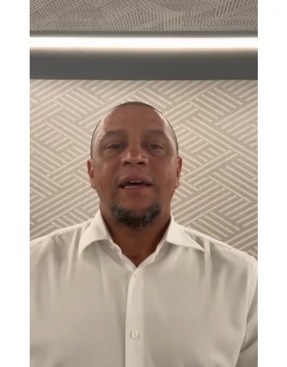 Roberto Carlos se pronunciou após cirurgia no coração: 'Estou bem agora'