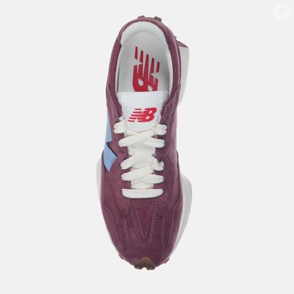 Com acabamento de alta qualidade e materiais selecionados, o New Balance 327 foi apresentado como uma opção para quem busca praticidade e estilo no dia a dia