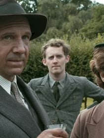 Está na Netflix: o aclamado filme de época britânico baseado em um romance best-seller e que lembra um sucesso com Meryl Streep na década de 80