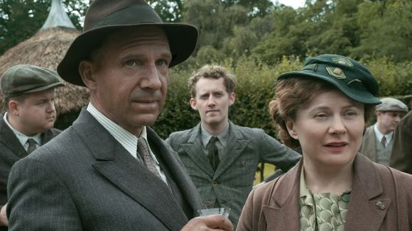 Está na Netflix: o aclamado filme de época britânico baseado em um romance best-seller e que lembra um sucesso com Meryl Streep na década de 80