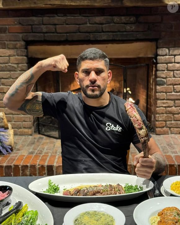 Lívia Andrade e lutador de MMA Alex 'Poatan' Pereira estão juntos? Famosos ganham torcida na web: 'Casalzão'