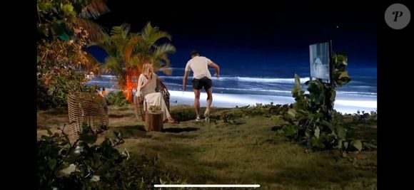 Lágrimas e raiva! O participante se desespera com a situação.