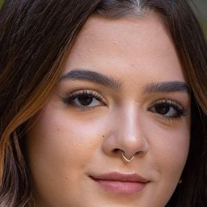 Nem Nina, nem Rita: Globo escala Mel Maia, aos 22 anos, para personagem inédita em 'Avenida Brasil 2'; papel é totalmente diferente daquele na novela de 2012