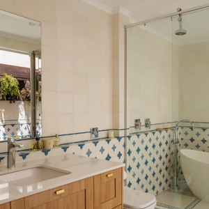 Banheiro reformado na casa de Alice Wegmann