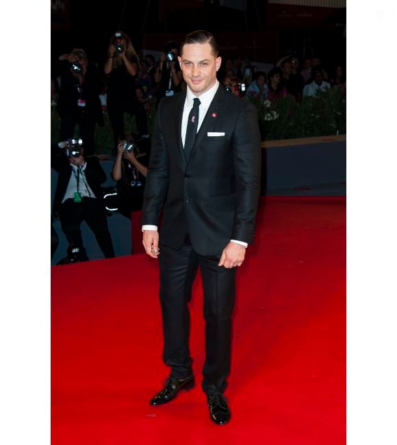 'É como se todo o meu corpo estivesse se desintegrando agora': Tom Hardy, aos 48 anos, admite desgaste físico causado pelos filmes de ação