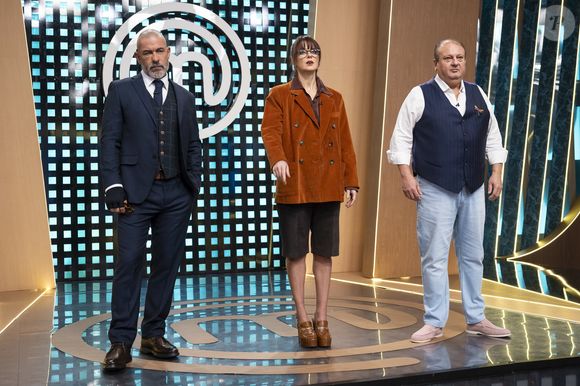 O episódio do MasterChef Brasil 2026 terminou com mais uma eliminação após um desafio que exigiu precisão no preparo de sobremesas