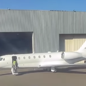 Virginia Fonseca adquire novo jatinho de luxo.