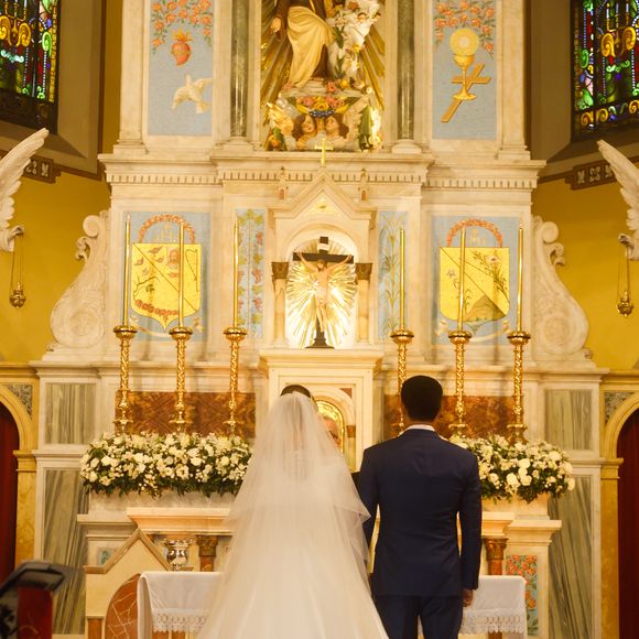 Vestido de casamento da filha de Tom Cavalcante era no estilo princesa