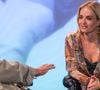 Os psicólogos concordam: o fato de pessoas idosas repetirem as mesmas histórias várias vezes não está necessariamente relacionado a um problema de memória - foto ilustrativa de Lima Duarte em conversa com Angélica