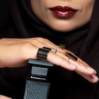 Os 18 melhores perfumes árabes femininos para 2026: cheiram a luxo e encantam já na primeira borrifada