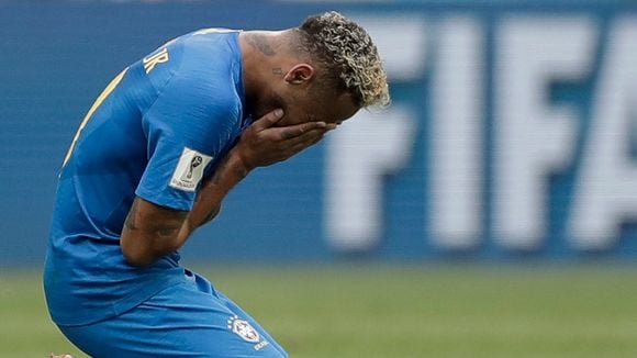 Brasil hexa na Copa do Mundo 2026? Jogo de tarot afasta título da Seleção de Neymar e dá banho de água fria na torcida: 'Nem com simpatia vai'
