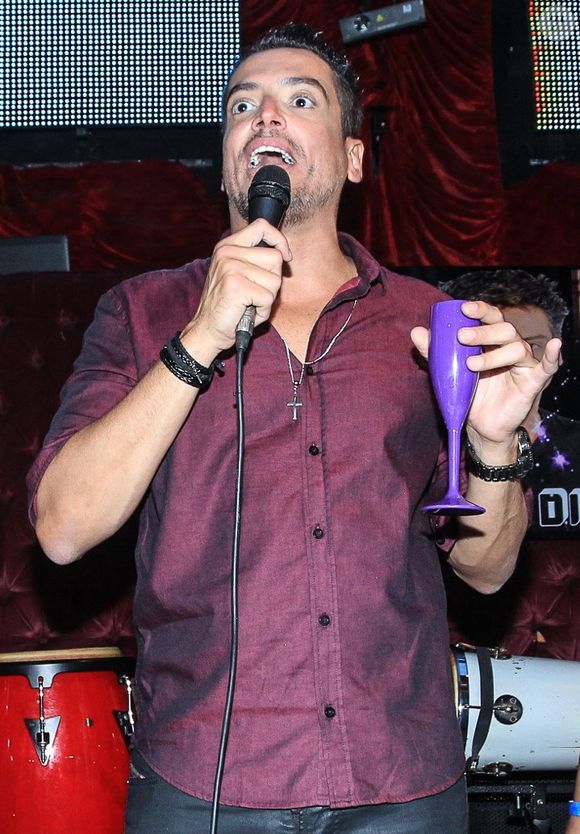 Leo Dias foi visto recentemente em visita à emissora Band.