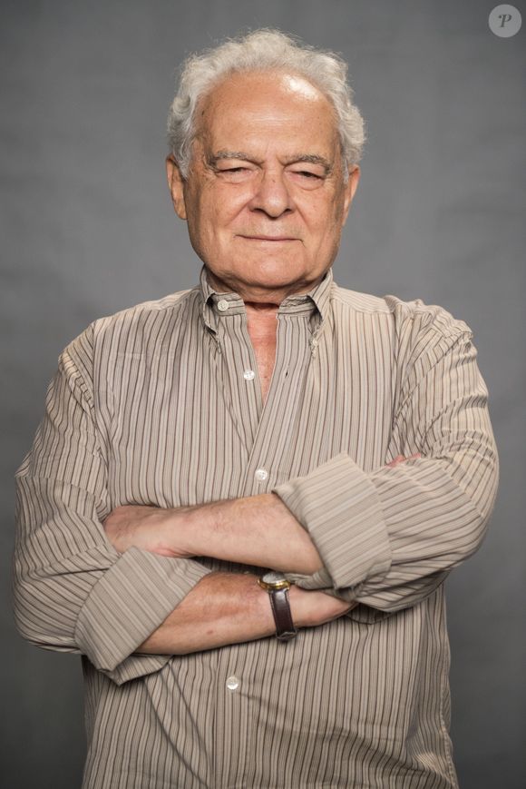 Othon Bastos e Otávio Augusto assinaram documento onde criticaram a criação do Conselho Federal de Artistas e Técnicos em Espetáculos de Diversões: 'Órgão cujo espirito ameaça o livre exercício da criação, ameaça o livre exercício da profissão e ameaça a própria defesa de classe'