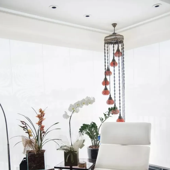 Henri Castelli tem detalhes do apartamento nas cores do time do coração, São Paulo