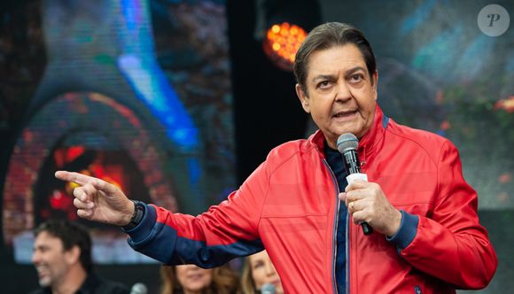 Faustão ficou três meses internado em hospital e no período passou por dois novos transplantes: de fígado e um retransplante de rim