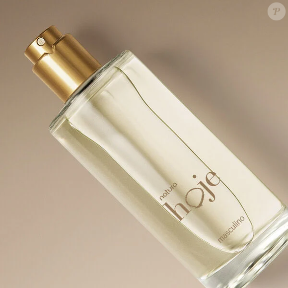 Com cedro, sândalo, cardamomo, limão e menta, o Hoje Masculino volta em edição limitada e resgata um dos perfumes masculinos mais marcantes da Natura