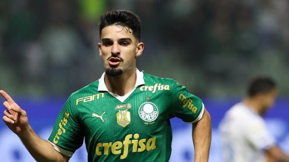 Nada de doces! Dieta com ovos e frango à milanesa 'fit' fez jogador do Palmeiras Flaco López ganhar músculos no corpo e dormir melhor