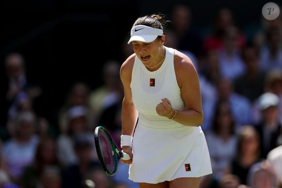 Amanda Anisimova superou até mesmo Aryna Sabalenka, considerada a número 1 do mundo.