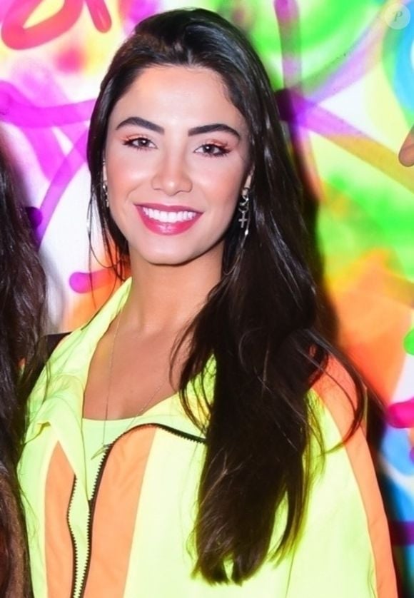 Noiva de Murilo Huff, Gabriela Versiani vem refinando sua imagem de beleza não apenas como aparência, mas como expressão de autonomia, estilo e propósito