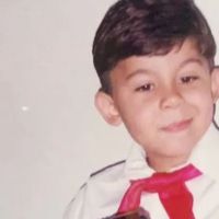 Reconhece esse 'mini-músico'? Hoje, ele é astro sertanejo e enfrenta disputa familiar na Justiça