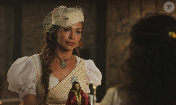 Após o desfecho trágico do antagonista, Beja mergulha em um processo de reflexão e arrependimento, assim como já acontecia na versão de 1986