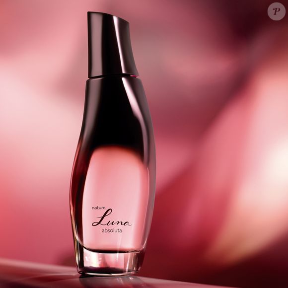 O perfume Luna Absoluta também combina com a personalidade ousada da personagem da novela 'Vale Tudo'