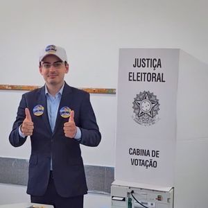 Dudu Camargo não atingiu o seu objetivo e recebeu apenas 1324 votos na eleição