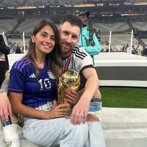 Após a derrota da Argentina na final da Copa do Mundo de 2026, Antonela Roccuzzo fez uma emocionante declaração para Lionel Messi: 'Você sempre será o melhor'