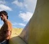 Jacob Elordi vive Hig, um piloto que tenta sobreviver em um mundo devastado por um surto mortal em ‘Ponto Sem Retorno