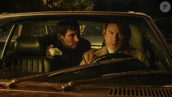 Assassinato impossível, conspiração religiosa e um final que muda Benoit Blanc. O final explicado de Vivo ou Morto, novo Knives Out da Netflix, destrincha o mistério mais pesado da franquia