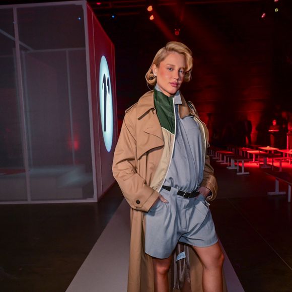 Confira look da influenciadora Malu Borges em evento com Sabrina Sato e Taís Araújo