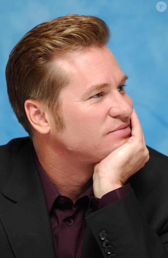 Morre de Val Kilmer, aos 65 anos, foi revelada pela filha em 1º de abril de 2025 após pneumonia